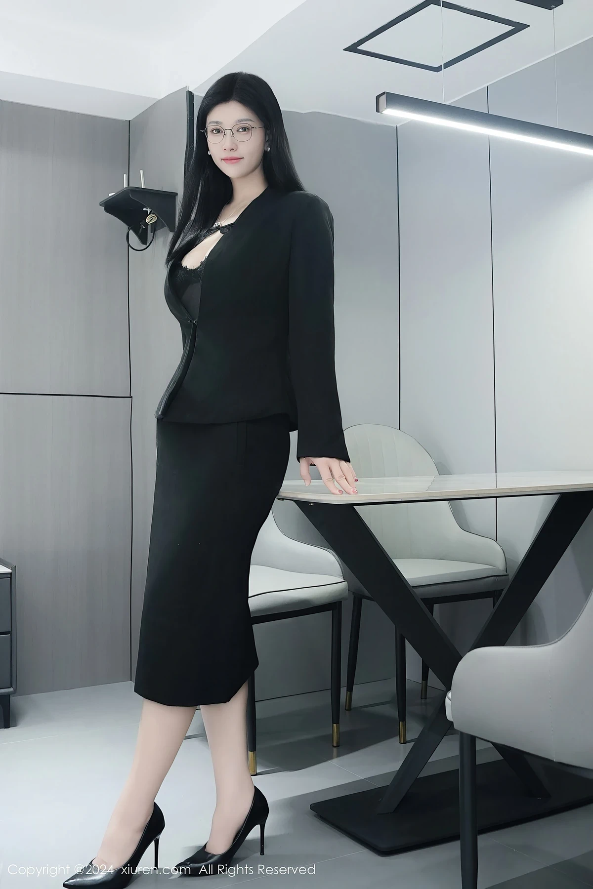 雅茹老师_0003.webp