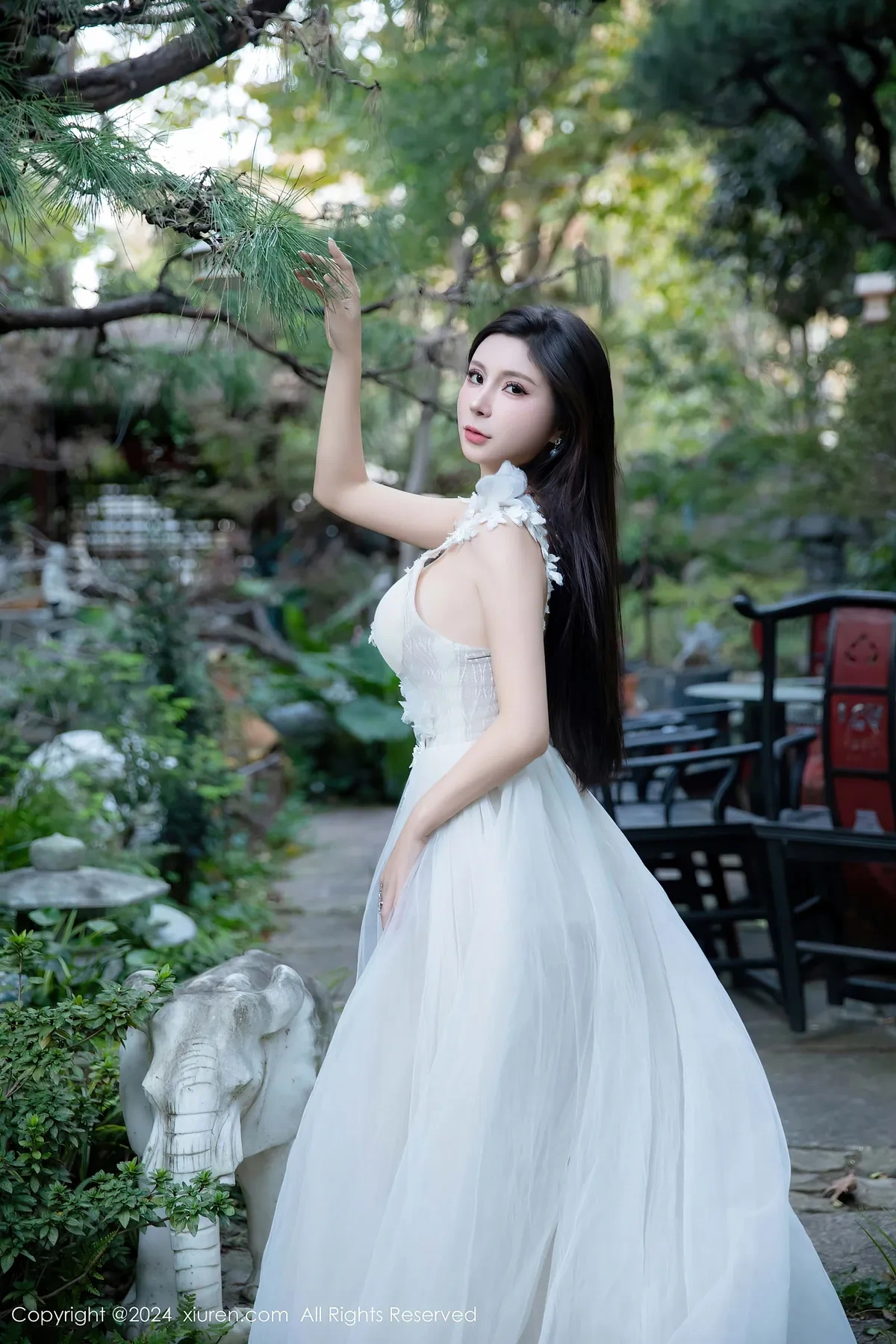 小蛮妖_0002.webp