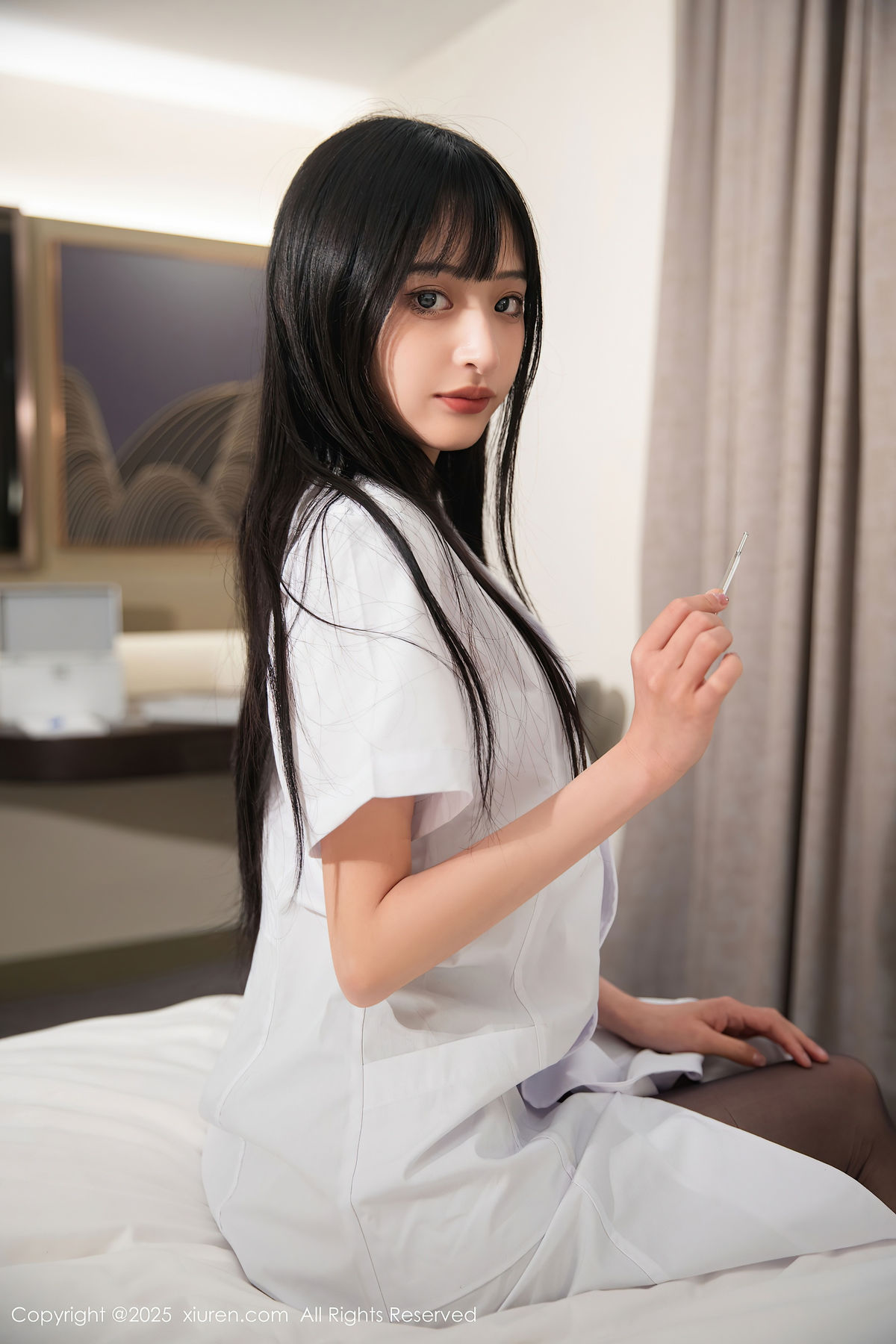 茂木希子_0000.jpg